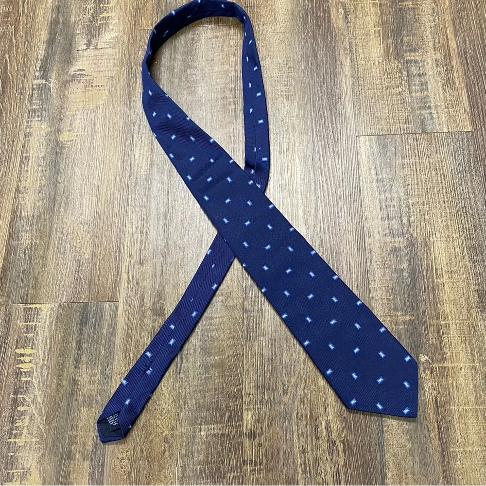 Brooks Brothers Navy Blue Patterned‎ Embroidered Men's Silk Tie Vintage 90’s